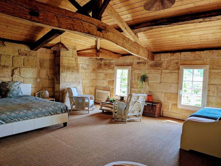 Chambre d’hôte pour 6 personnes, avec Jardin et Vue à Laruscade