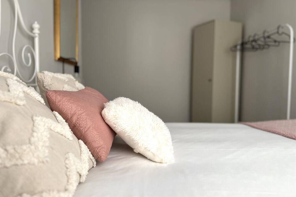 Ganze Wohnung, Housing León La Paloma in León, Cordillera Cantábrica