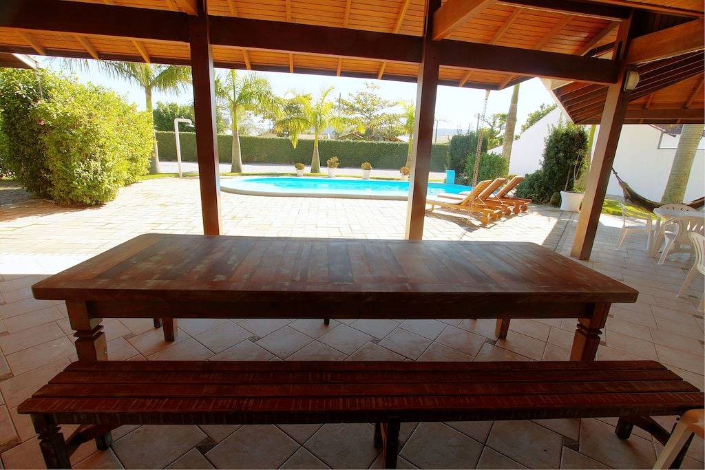 Ferienwohnungen Bombinhas mit 7 Suiten, Pool, Wlan, Pool und Grill in Bombinhas, Litoral Catarinense