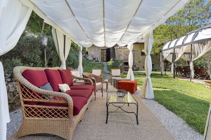 Villa La Torre Tenuta Lonciano con Piscina Privata, Ac e Sauna in Sesto Fiorentino, Firenze province