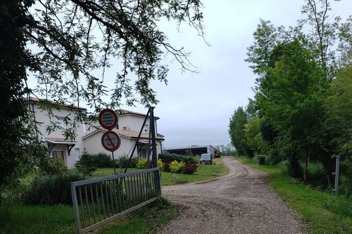 Location de vacances pour 4 personnes, avec Jardin à Sainte-Livrade-sur-Lot