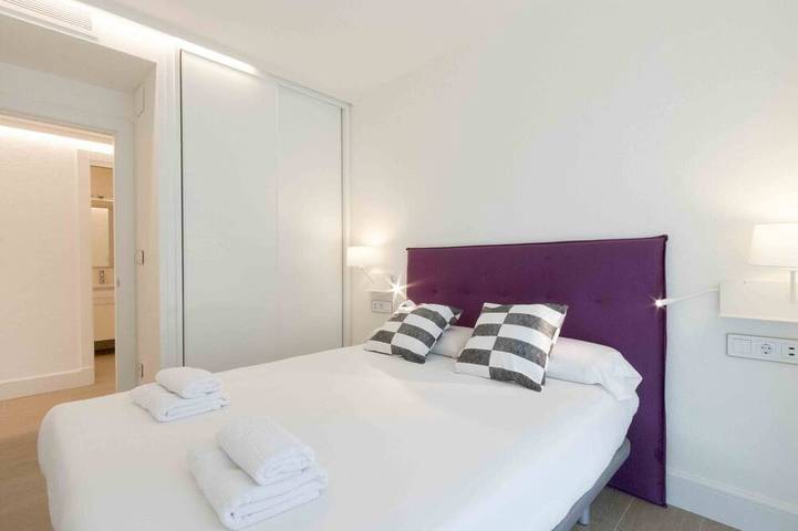 Appartamento intero, Brunet IV | The Rentals Collection in Playa de la Concha, San Sebastian