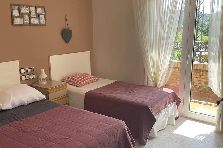 650 m² Villa Near Peñíscola with Extra-Large Pool in Sant Mateu, Castellón Provinz
