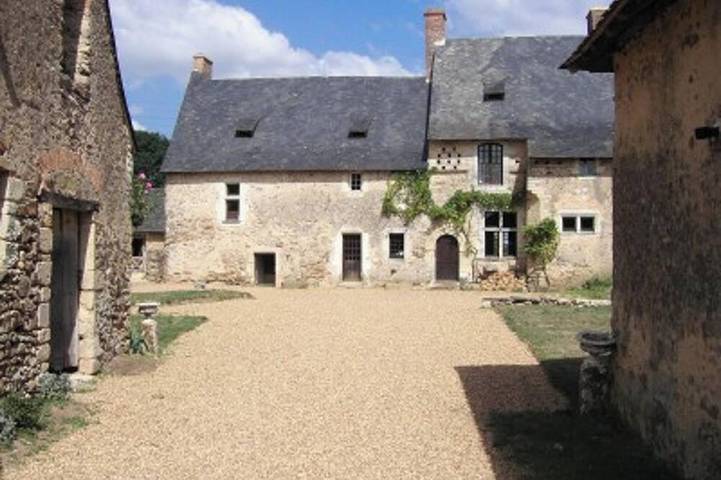 Location de vacances pour 13 personnes, avec jardin à Daumeray - 4