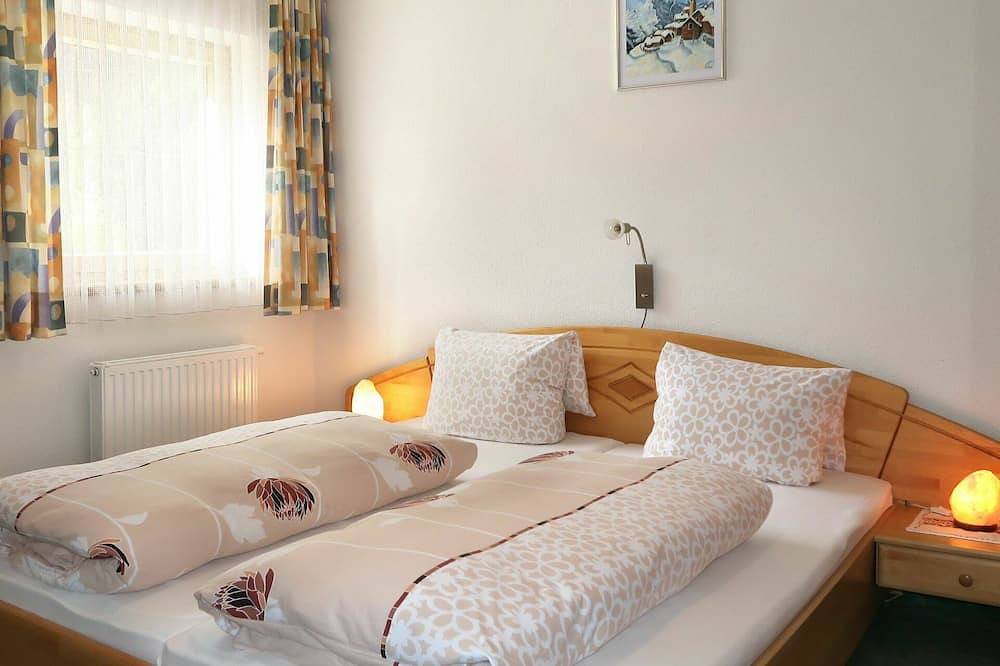 Ganze Wohnung, Herrliche Wohnung für 6 Personen mit  W-Lan, Tv und Terrasse in Spiss, Tiroler Oberland