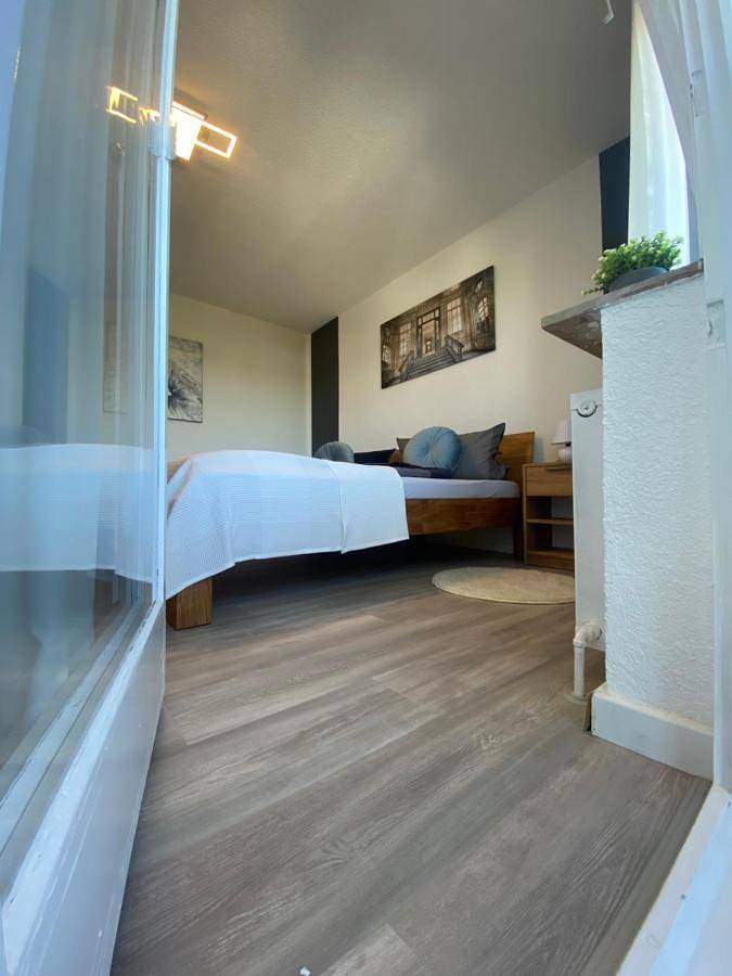 Ferienwohnung für 4 Personen, mit Balkon und Ausblick in Metzingen - 2