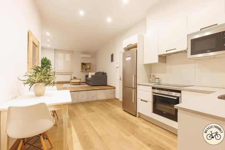 Ferienwohnung für 3 Personen, mit Balkon - 1