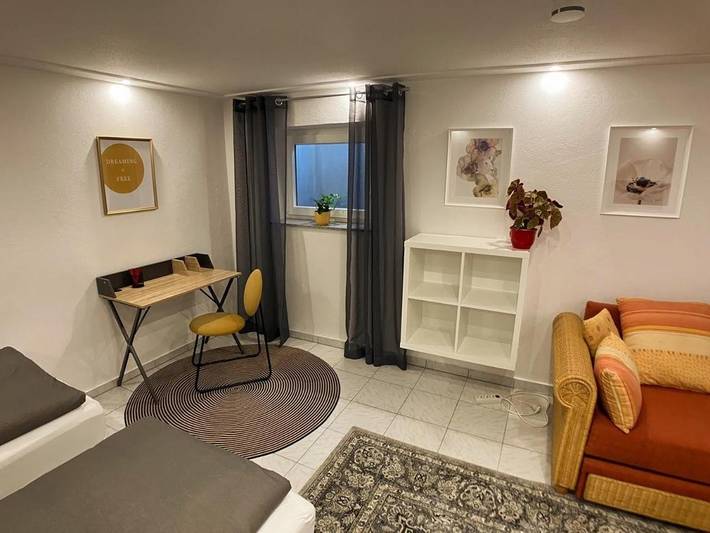 Ferienwohnung für 2 Personen, mit Terrasse und Garten in Traunreut - 2