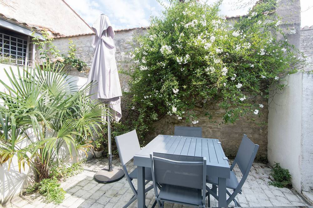Apartamento entero, Apartment Liseron with terace in Saint-Martin-de-Ré, Isla de Ré