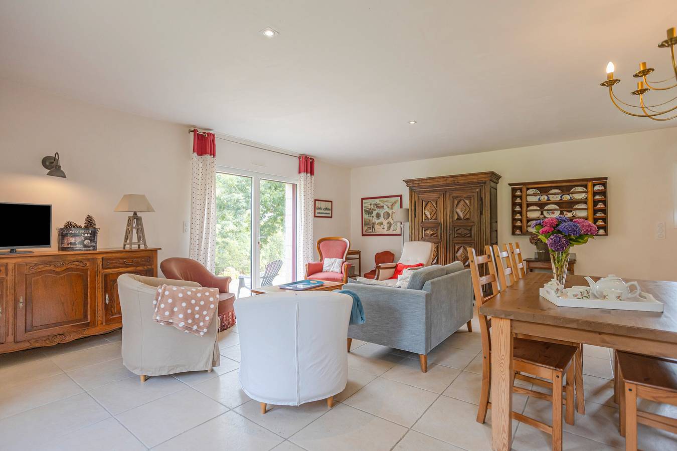 Maison "Ti Nevez" avec terrasse privée, jardin privé et Wi-Fi in Bono, Côte des Mégalithes