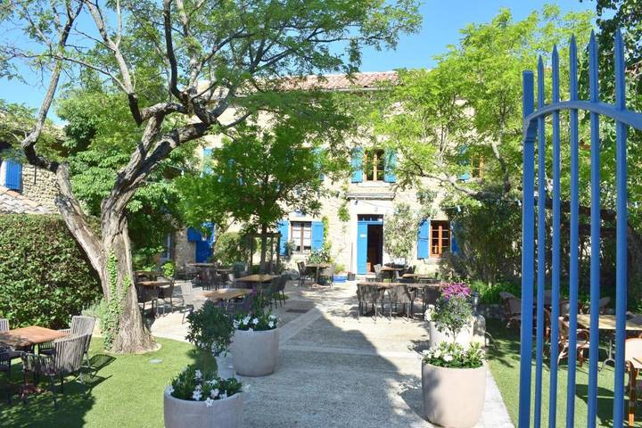 Hôtel pour 2 personnes, avec jardin ainsi que terrasse et piscine à Séguret - 2