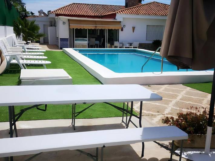 Casa rural para 8 personas, con Terraza además de Jardín y Piscina en Valencina de la Concepción - 2