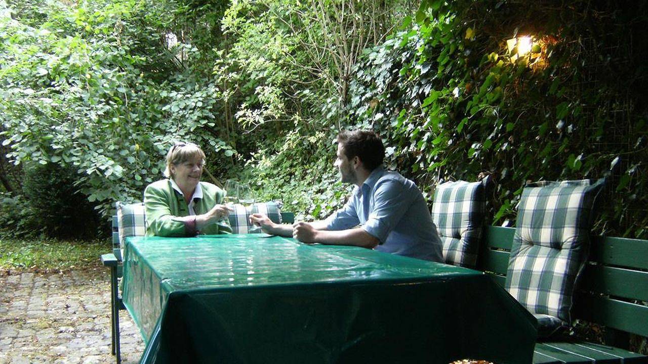 Geheel vakantieappartement, Vakantieappartement voor 3 personen met terras in Daun, Vulkaan-Eifel