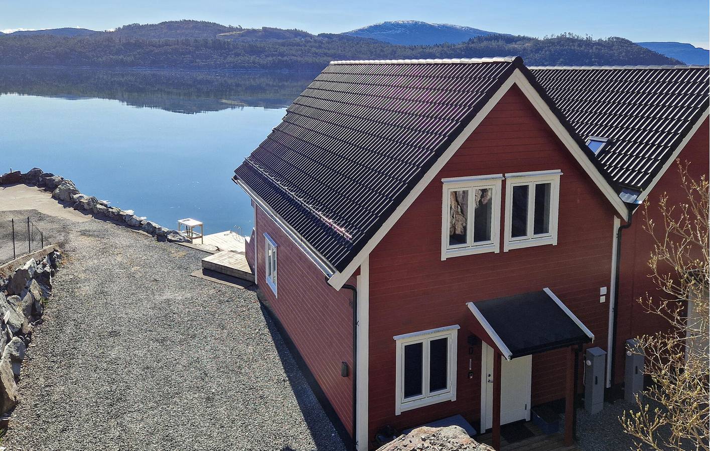 Ferienhaus für 8 Personen mit Terrasse in Os