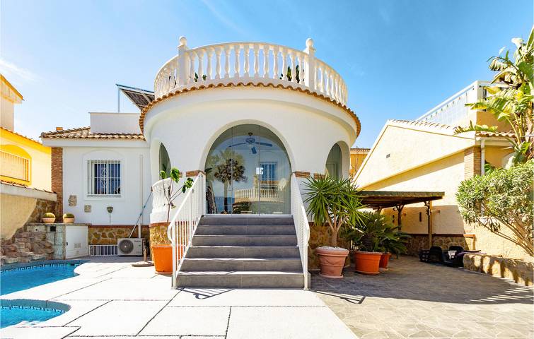 Ferienhaus für 6 Personen, mit Terrasse und Pool in Santa Pola - 2