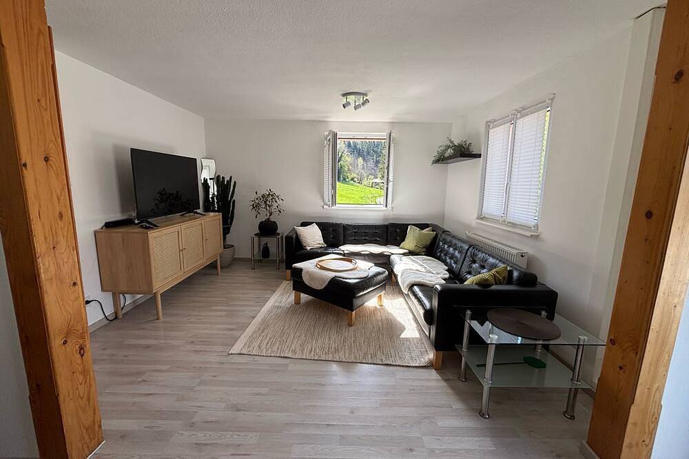 Gemütliches, freistehendes Ferienhaus mit Sonnenterasse und Liegewiese in Bergatreute, Region Bodensee-Oberschwaben