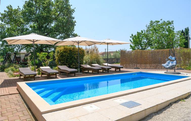 Ferienhaus für 8 Personen, mit Terrasse, mit Haustier in Marčana - 2