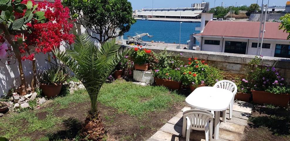 Gîte pour 3 personnes, avec vue et jardin à Brindisi - 2