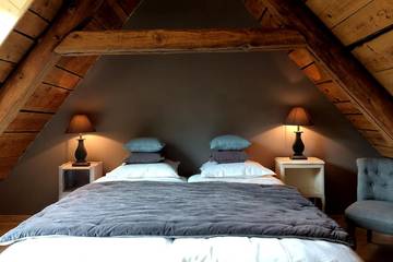 Agriturismo pour 4 personnes, avec jardin et jacuzzi à Espinchal