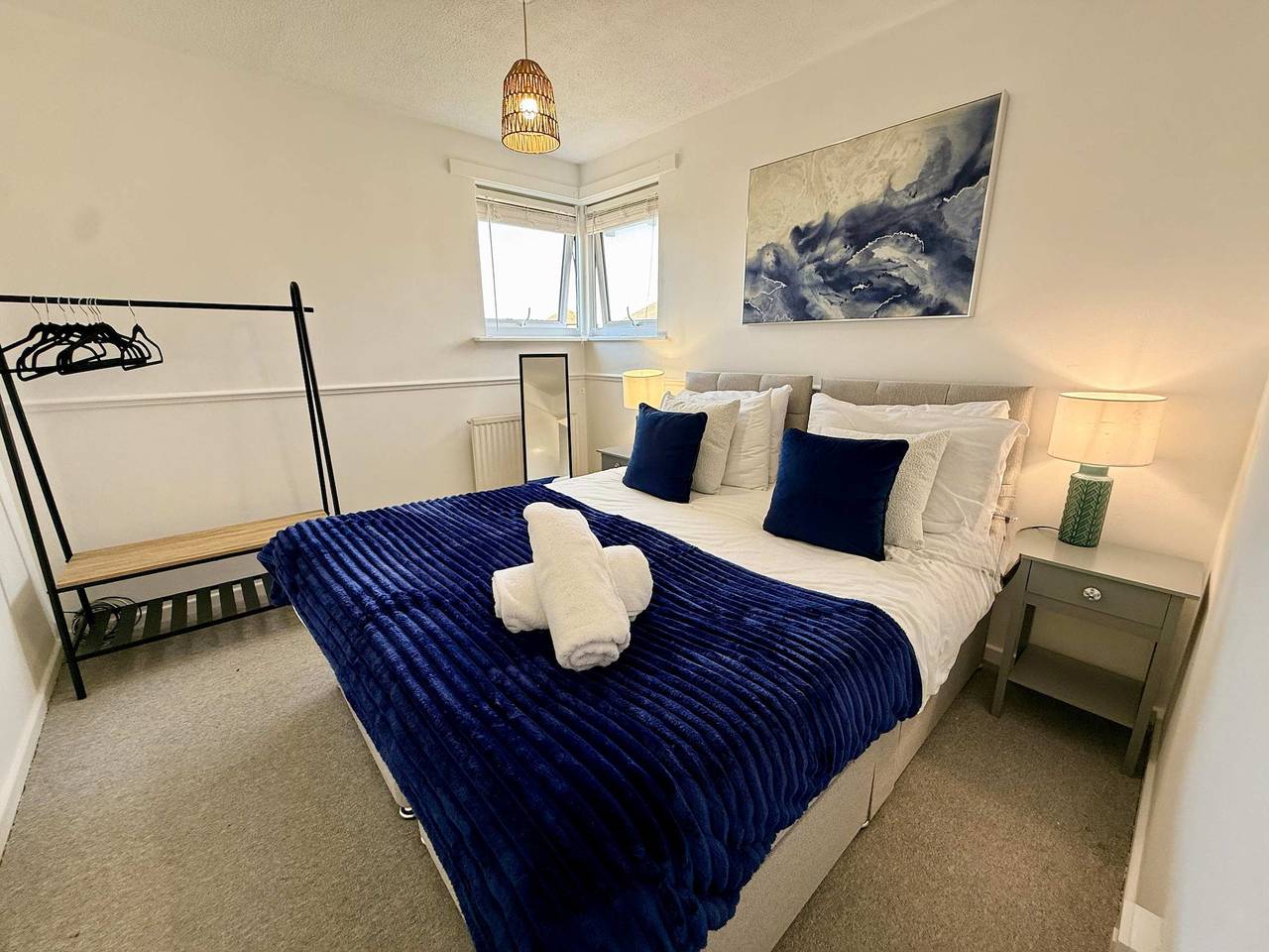 Ganze Wohnung, 2-Bed Milton Keynes Maisonette Parking in Milton Keynes, Südostengland