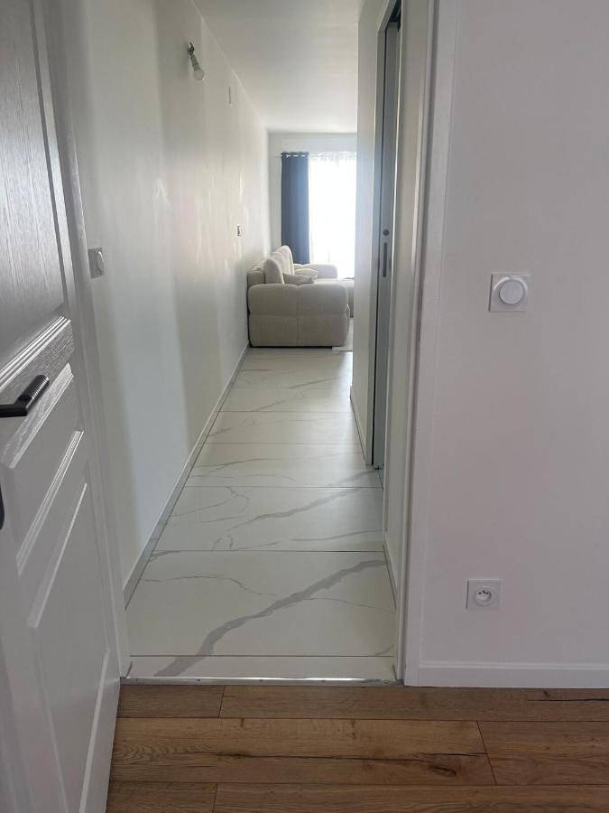 Gîte pour 3 personnes, avec vue et terrasse, animaux acceptés dans Saint-Cergues - 2