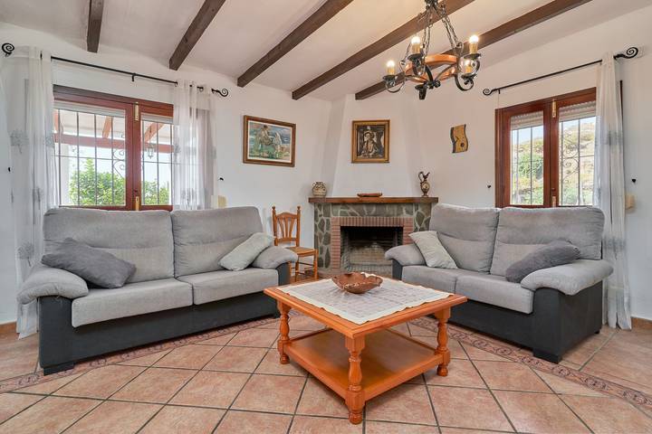 Ferienhaus "Torre del Manzano" mit Bergblick, privatem Pool und WLAN in Torrox, Costa del Sol