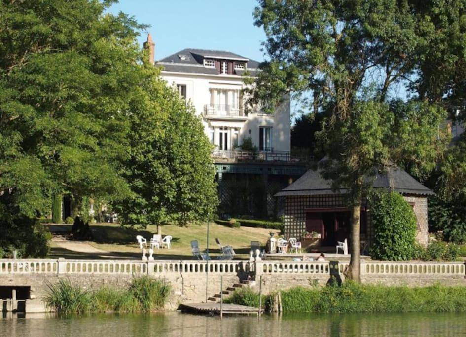 Superior Villa in Seiches-sur-le-Loir, Région d'Angers