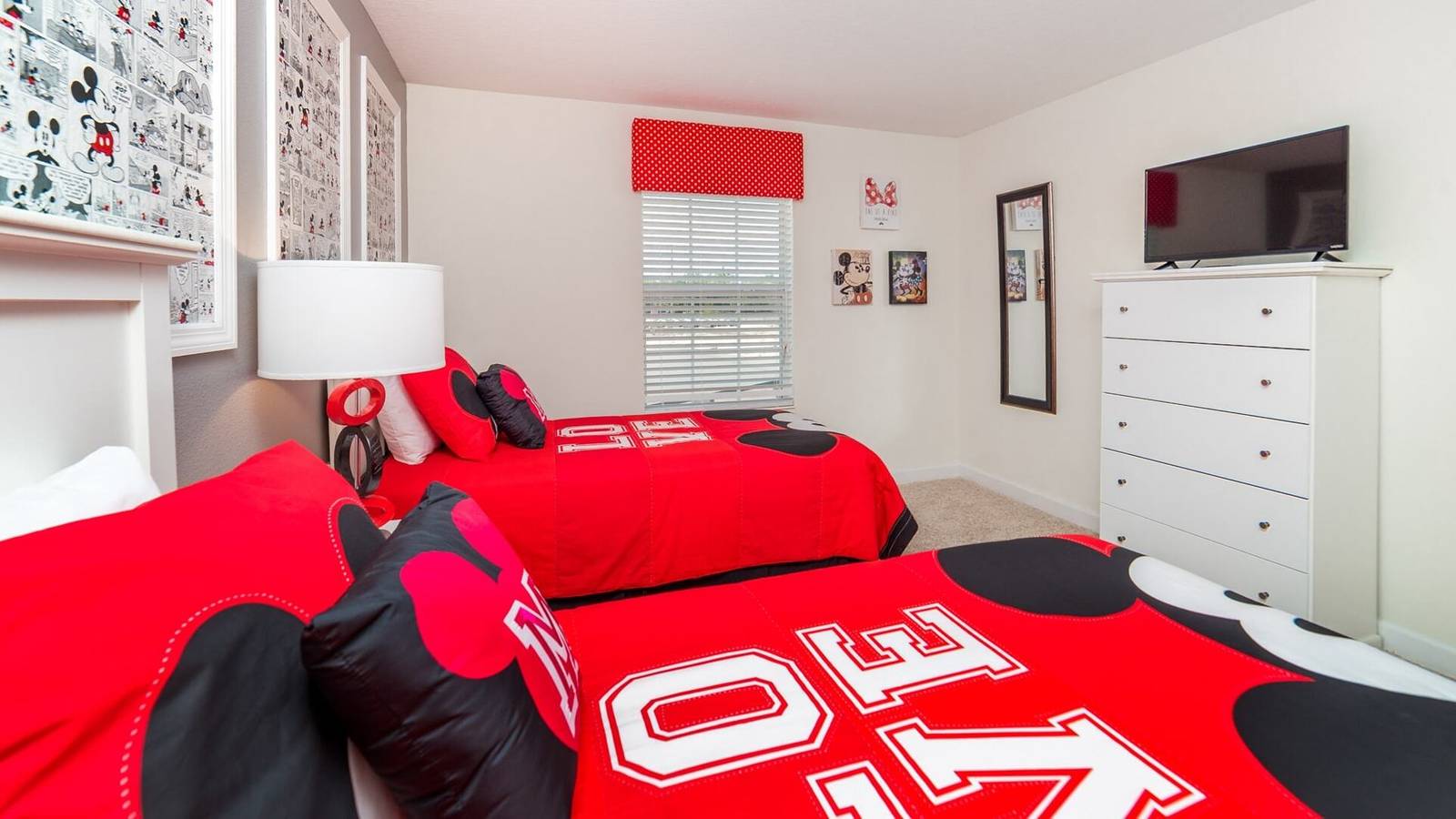 Beautiful 5 Star Townhome on Storey Lake Resort with Private Pool, Orlando Townhome 4889 in Condado de Osceola
