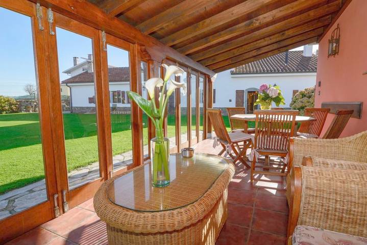 Casa rural para 6 personas, con Balcón y Jacuzzi además de Terraza y Jardín en Cudillero - 4