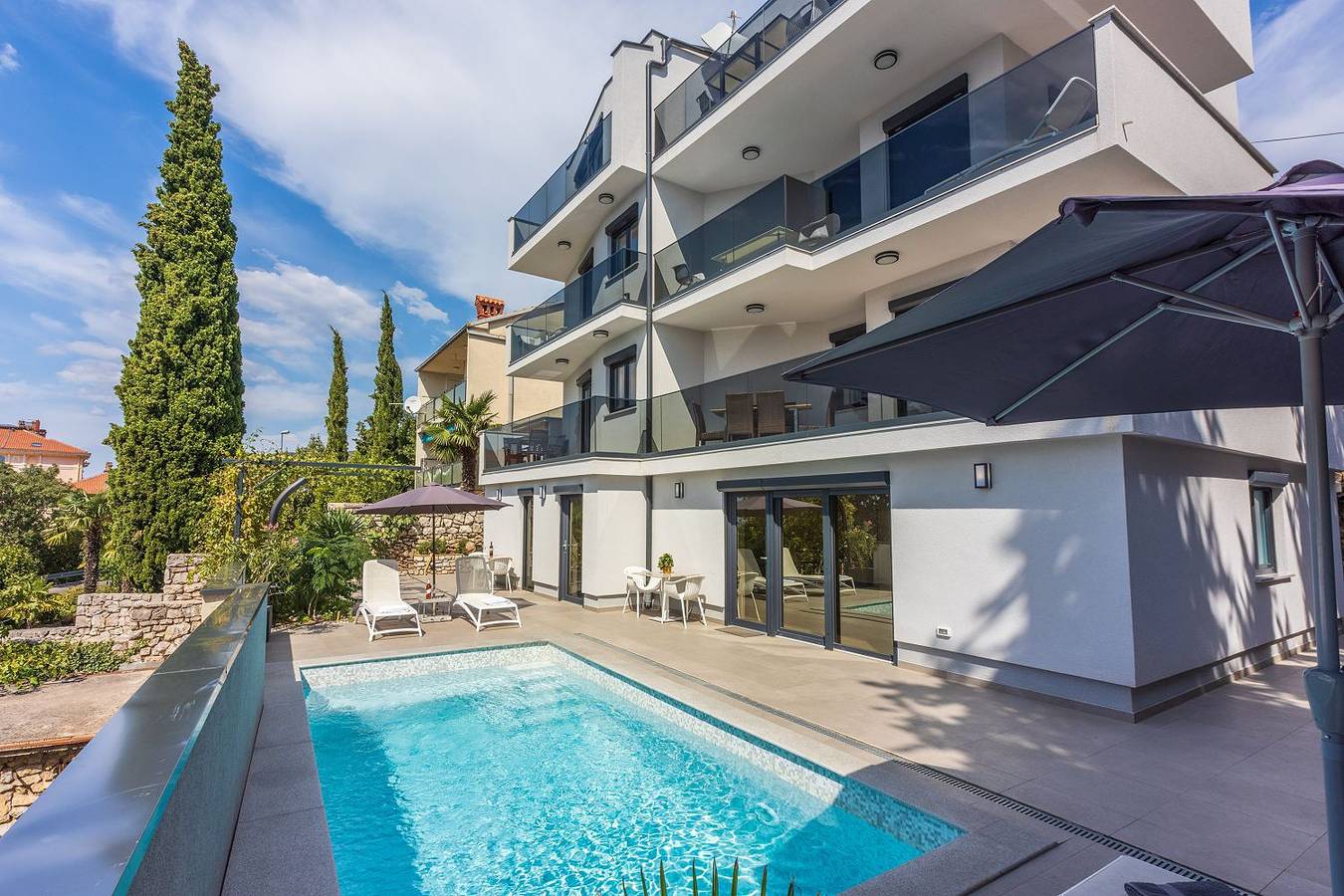 Cały apartament, Modernes Apartment mit Meerblick, 500 Meter Strand in Crikvenica, Żupania primorsko-gorska