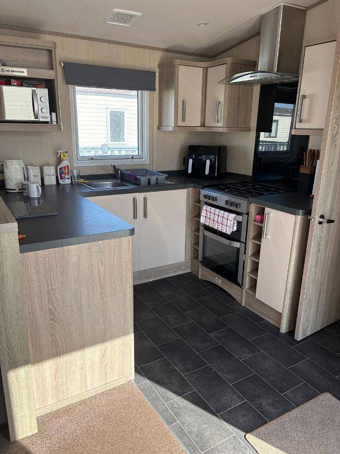 Mobile Home in Selsey, West Sussex