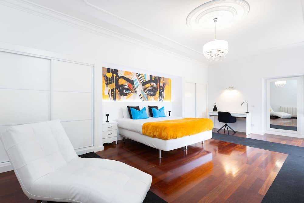 San Benito. Vivienda de lujo con piscina privada in Realejo Alto, Tenerife Norte