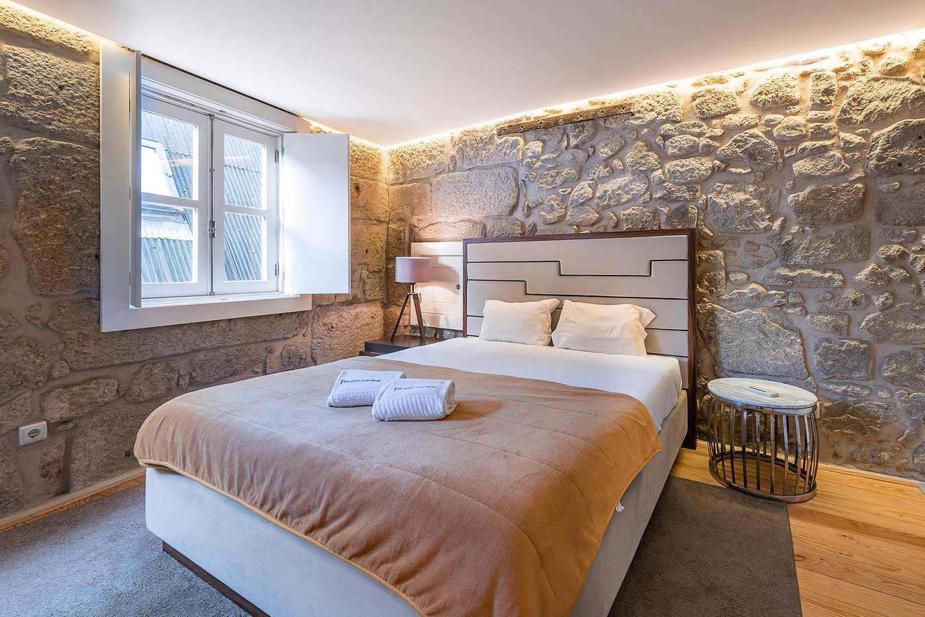 Studio entier, Guestready - The New Yellow Ledbetter in Miragaia (Porto), Porto