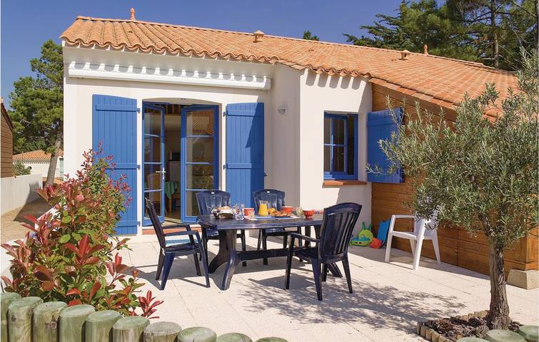 Location de vacances pour 4 personnes, avec terrasse et piscine dans Plage des Becs - 2