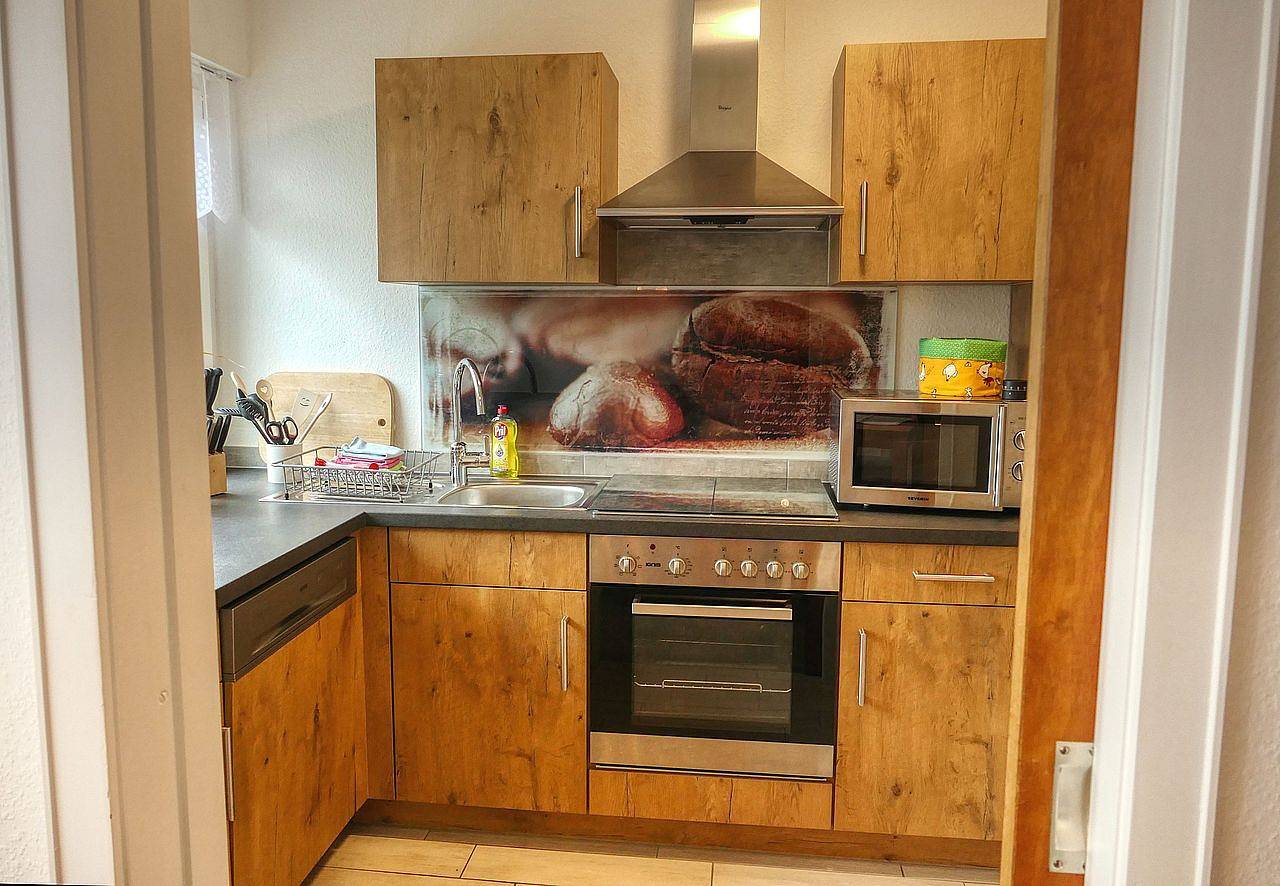 Ganze Ferienwohnung, Haus Gartenstraße - 4-Zimmer-Ferienwohnung im Eg mit Terrasse in Öhningen, Untersee