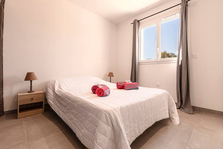 Gîte pour 4 personnes, avec jardin et terrasse, animaux acceptés à Eccica-Suarella - 3