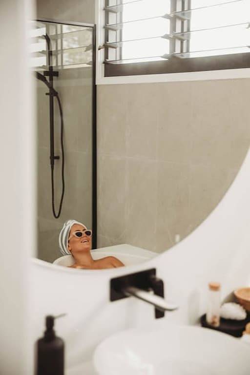 Reef Luxury Home, Ocean View, Large Pool & Hot Spa in Anna Bay, Hunter Valley