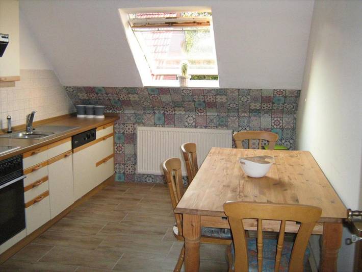 Ferienwohnung für 4 Personen, mit Balkon und Terrasse sowie Garten und Ausblick in Heede - 3