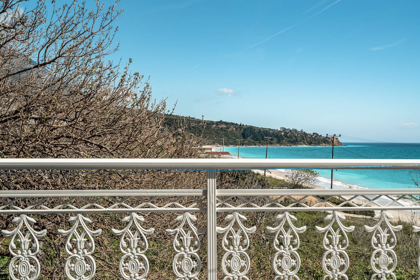 Entire studio, Studio Apartment 'Angela Partial Sea View 6' with Sea View, Wi-Fi and Air Conditioning in Kefalonia