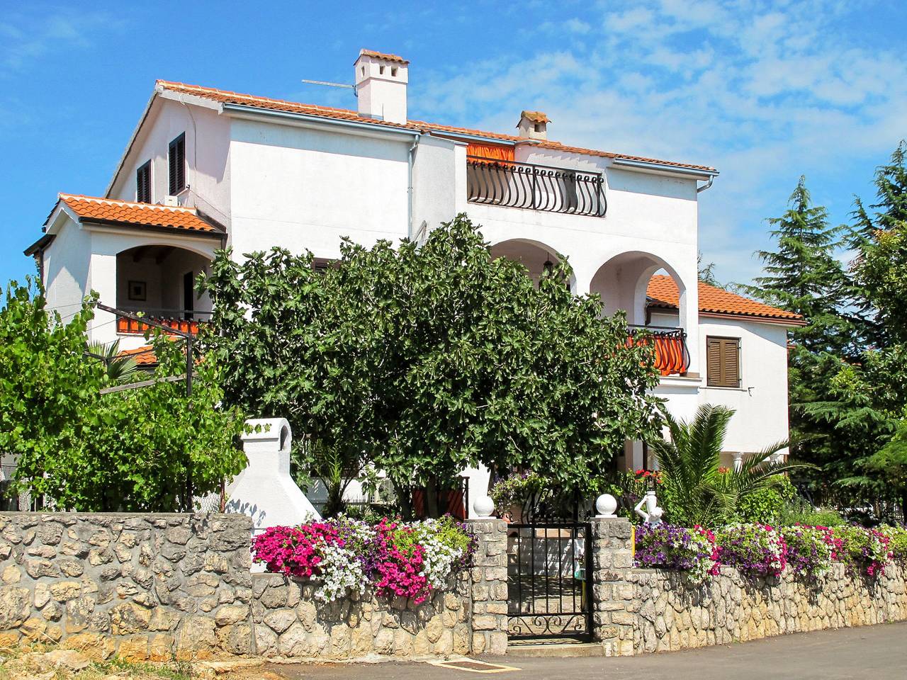 Cijeli apartman, Apartman za odmor za 3 osoba s terasa in Pinezici, Krk