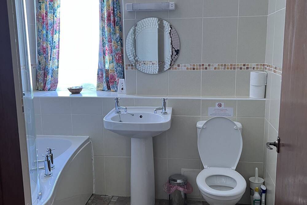 Das Haus der Maid, Carmichael Country Cottages. 4 Sterne komfortables Ferienhaus auf ländlichem Anwesen in Süd Lanarkshire