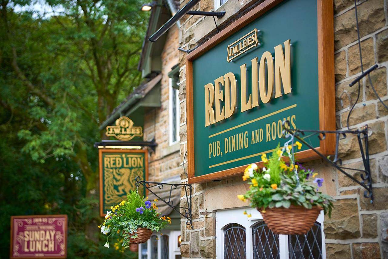 The Red Lion Hawkshaw in Bury, Grand Manchester