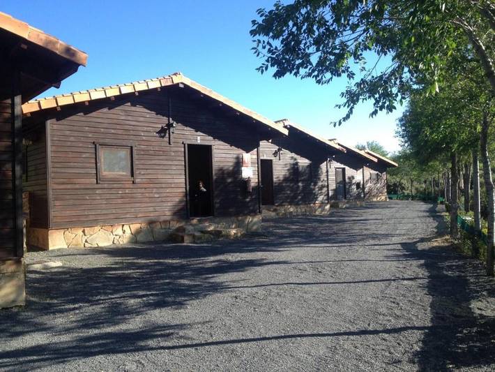 Apartamento para 5 personas, con piscina además de jardín y vistas en Gúdar-Javalambre