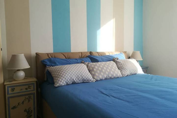 Entire apartment, Charming sea view apartment for families, with sky tv in Riomaggiore, Riomaggiore Municipality