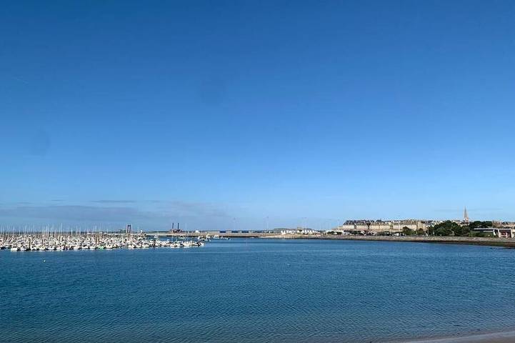 Location de vacances pour 7 personnes dans Port de Plaisance des Sablons