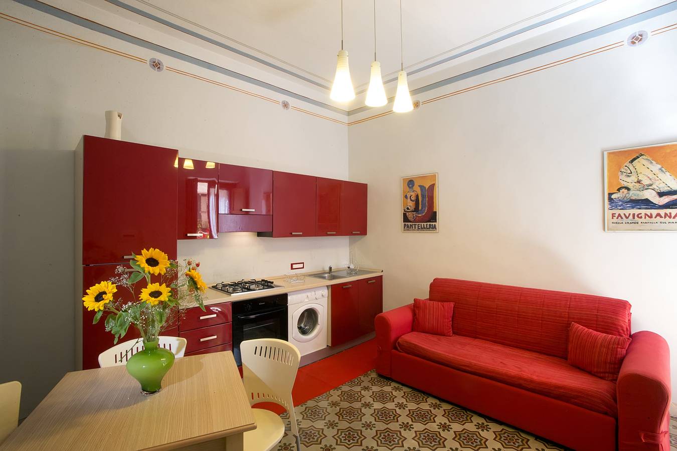 Appartement entier, La cour fleurie Ltd. in Trapani, Province de Trapani