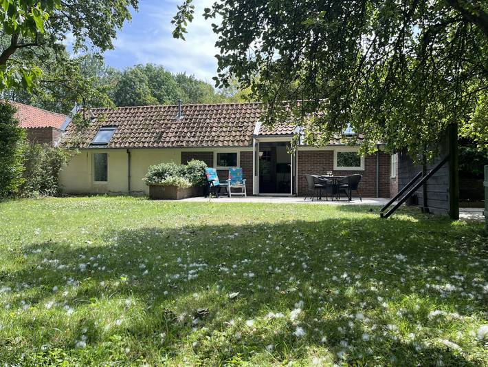 Loft voor 2 personen, met terras en tuin in Zeeland