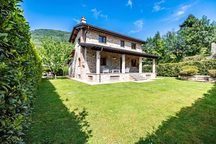 Ferienhaus für 7 Personen, mit Kinderpool in Camaiore