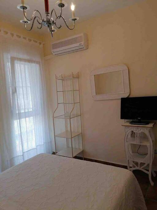 Casa rural para 4 personas, con Terraza y Jardín en La Mata - 2