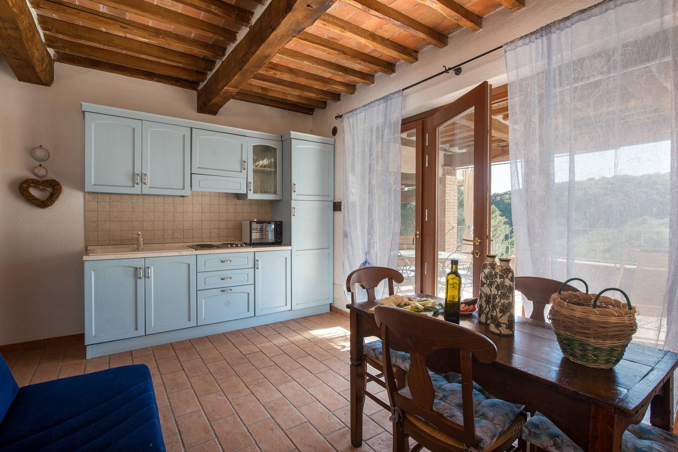 Apartamento entero, Bilocale con piscina panorámica, jardín, terraza privada y Wi-Fi in Provincia de Grosseto